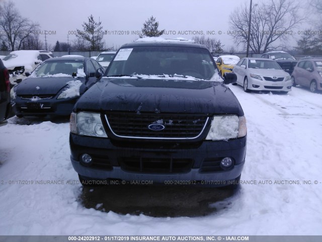 1FMZU63K52ZC62764 - 2002 FORD EXPLORER XLT BLACK photo 6