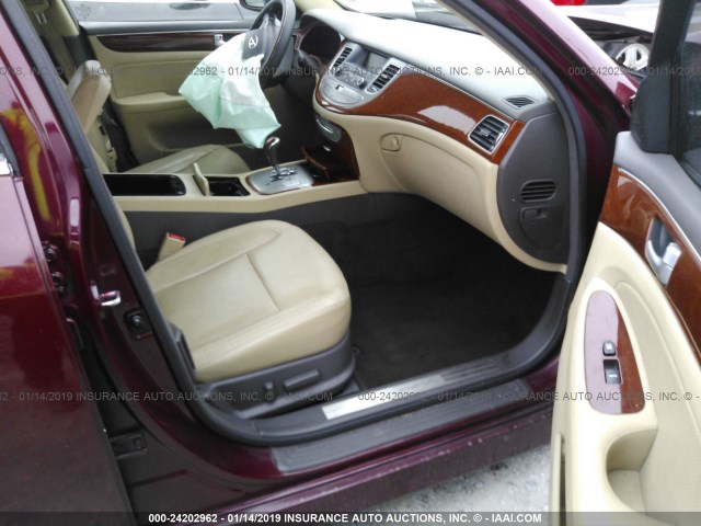 KMHGC4DD6DU225446 - 2013 HYUNDAI GENESIS 3.8L MAROON photo 5