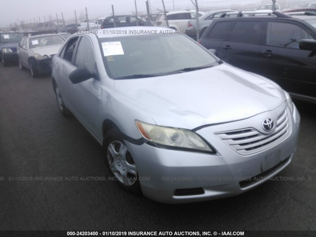 JTNBE46KX73038270 - 2007 TOYOTA CAMRY NEW GENERAT CE/LE/XLE/SE SILVER photo 1