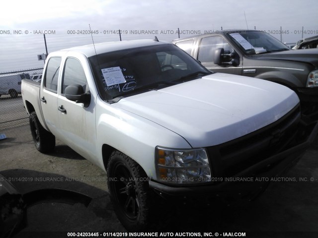 3GCPKSE37BG244332 - 2011 CHEVROLET SILVERADO K1500 LT WHITE photo 1