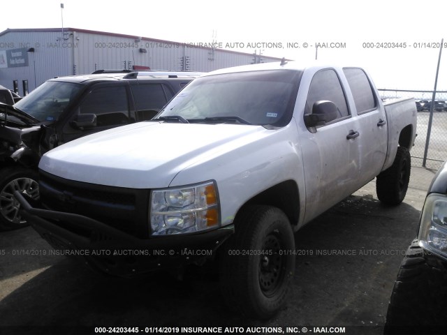 3GCPKSE37BG244332 - 2011 CHEVROLET SILVERADO K1500 LT WHITE photo 2