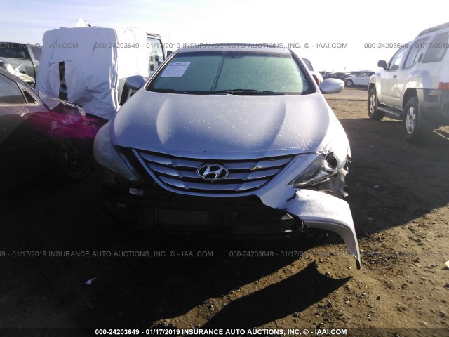 5NPEC4AB5BH202066 - 2011 HYUNDAI SONATA SE/LIMITED SILVER photo 6