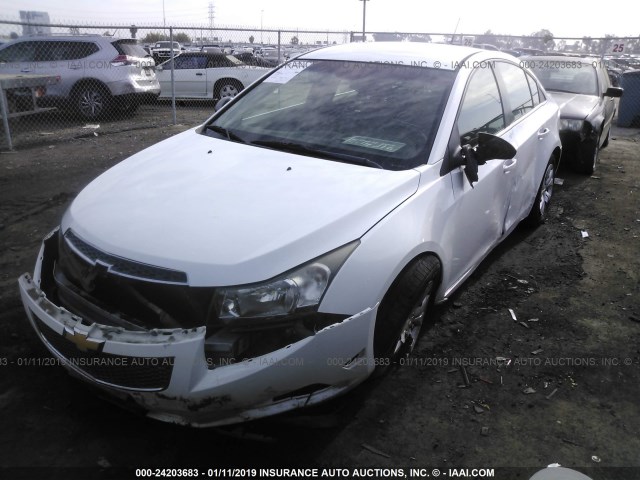 1G1PC5SH1C7104832 - 2012 CHEVROLET CRUZE LS WHITE photo 6