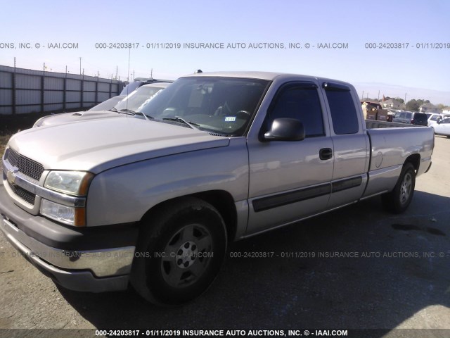 1GCEC19T85E260401 - 2005 CHEVROLET SILVERADO C1500 SILVER photo 2