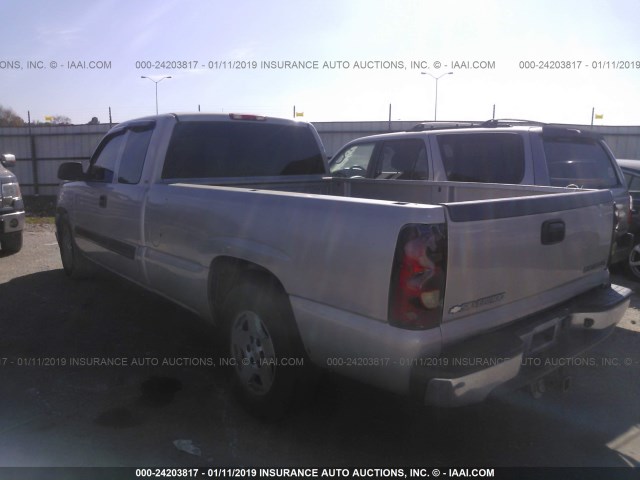 1GCEC19T85E260401 - 2005 CHEVROLET SILVERADO C1500 SILVER photo 3