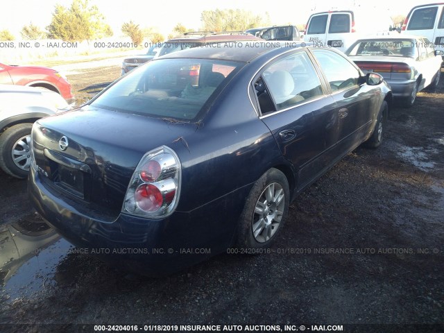 1N4AL11D25C261533 - 2005 NISSAN ALTIMA S/SL BLUE photo 4