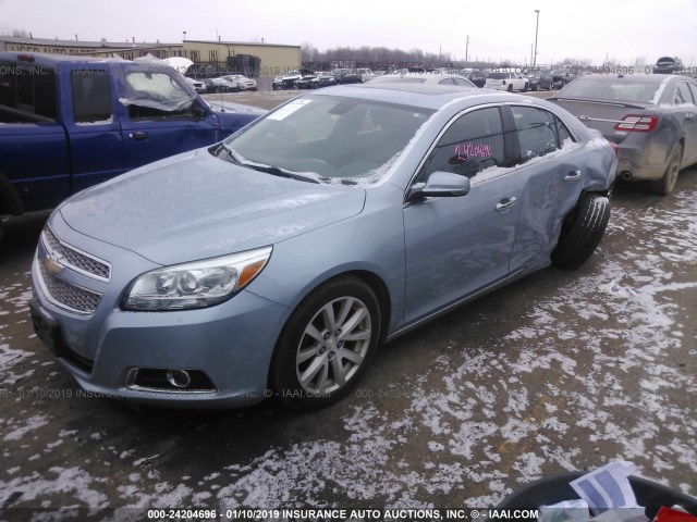 1G11H5SA7DU131112 - 2013 CHEVROLET MALIBU LTZ Light Blue photo 2