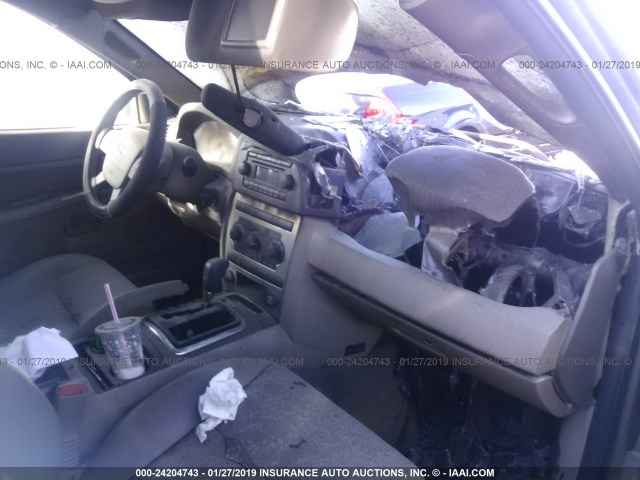 1J4GR48K85C557403 - 2005 JEEP GRAND CHEROKEE LAREDO/COLUMBIA/FREEDOM 金色 照片 5