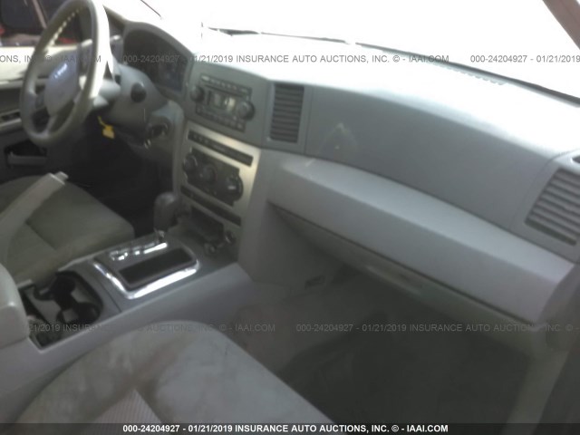 1J4GR48K35C553081 - 2005 JEEP GRAND CHEROKEE LAREDO/COLUMBIA/FREEDOM 黑色 照片 5