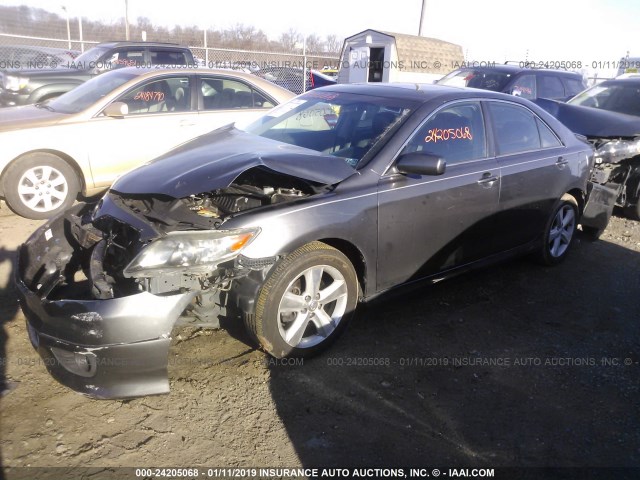 4T1BK3EK7BU628000 - 2011 TOYOTA CAMRY SE/LE/XLE 灰色 照片 2