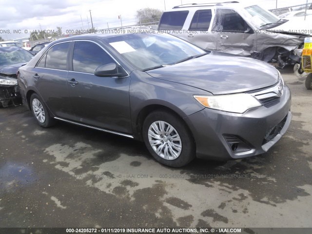 4T4BF1FK9ER383279 - 2014 TOYOTA CAMRY L/SE/LE/XLE 灰色 照片 1