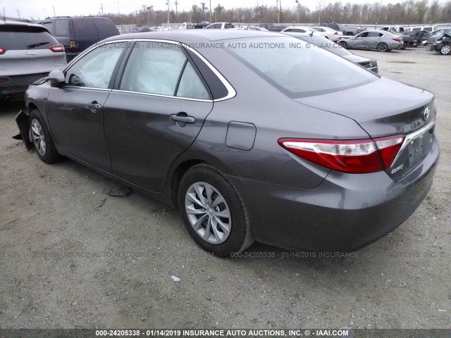 4T4BF1FKXGR541308 - 2016 TOYOTA CAMRY LE/XLE/SE/XSE GRAY photo 3