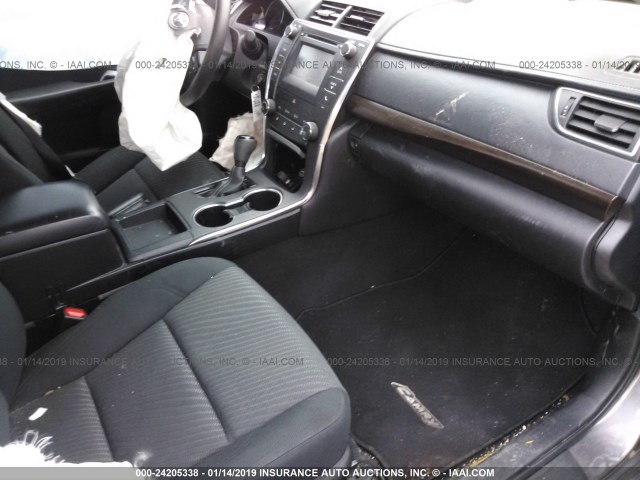 4T4BF1FKXGR541308 - 2016 TOYOTA CAMRY LE/XLE/SE/XSE GRAY photo 5
