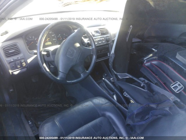 1HGCG3171YA023932 - 2000 HONDA ACCORD EX BLACK photo 5