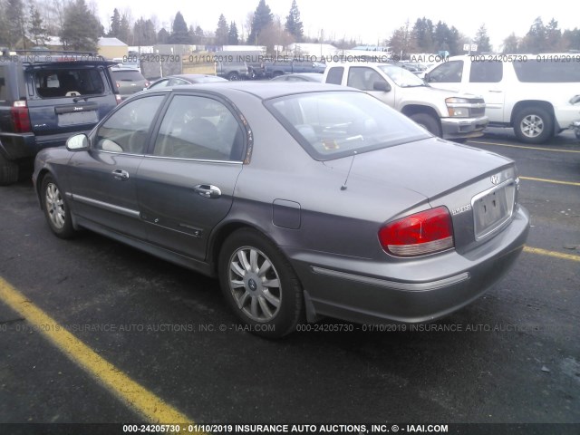 KMHWF35H22A720269 - 2002 HYUNDAI SONATA GLS/LX SILVER photo 3