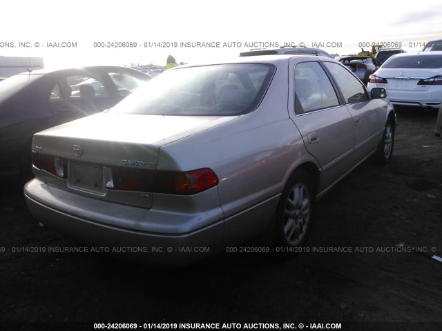 4T1BF28K5YU955093 - 2000 TOYOTA CAMRY LE/XLE GOLD photo 4