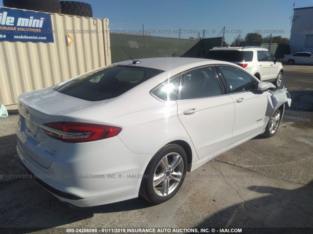 3FA6P0LU1JR172890 - 2018 FORD FUSION SE HYBRID WHITE photo 4