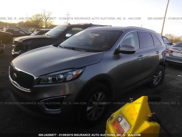 5XYPG4A33HG237260 - 2017 KIA SORENTO LX/L GRAY photo 2