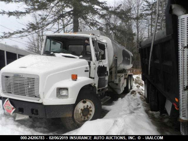 1FV6JJCB4XHA73692 - 1999 FREIGHTLINER FL80 FL80 WHITE photo 2