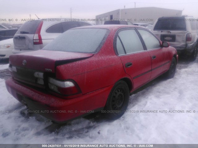 1NXBB02E3TZ361985 - 1996 TOYOTA COROLLA DX RED photo 4