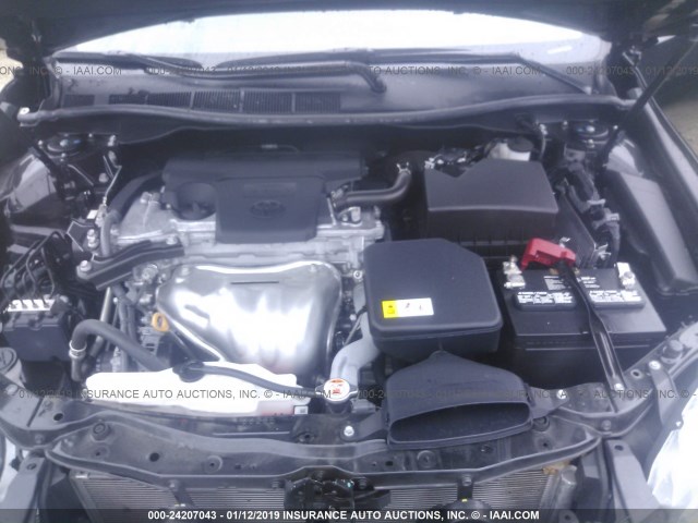 4T1BF1FK4HU726272 - 2017 TOYOTA CAMRY LE/XLE/SE/XSE შავი ფოტო 10