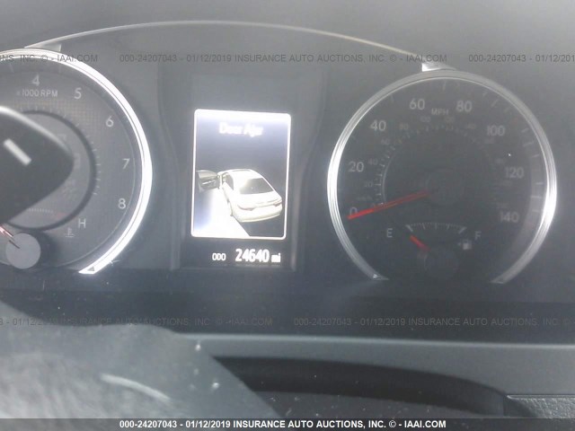 4T1BF1FK4HU726272 - 2017 TOYOTA CAMRY LE/XLE/SE/XSE შავი ფოტო 7