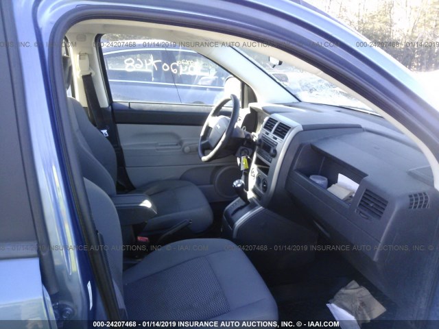 1J8FT47W87D211039 - 2007 JEEP COMPASS BLUE photo 5