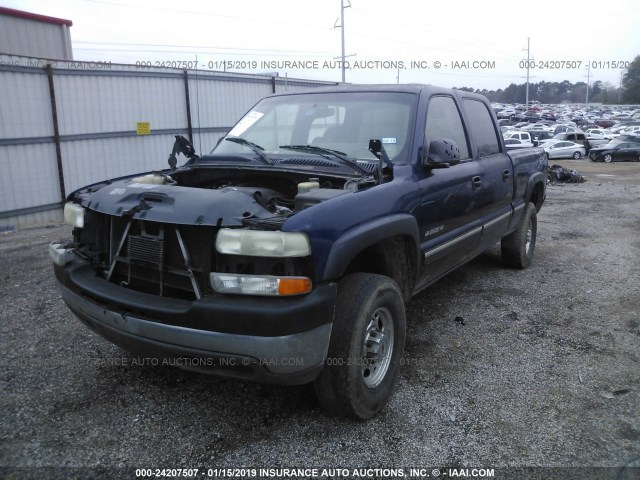 1GCHC23U02F150064 - 2002 CHEVROLET SILVERADO C2500 HEAVY DUTY BLUE photo 2