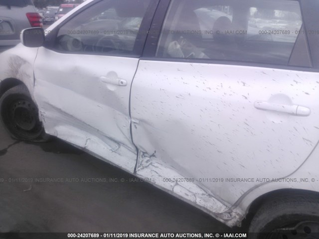 2T1KU40E79C185649 - 2009 TOYOTA COROLLA MATRIX  WHITE photo 6