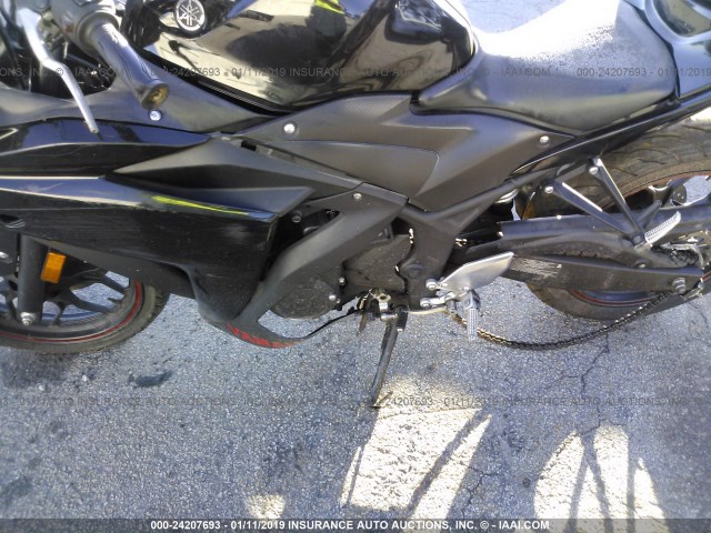 MH3RH06Y4FK004158 - 2015 YAMAHA YZFR3 BLACK photo 9