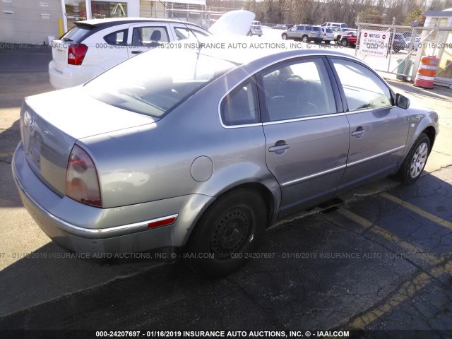 WVWPD63B32P442560 - 2002 VOLKSWAGEN PASSAT GLS GRAY photo 4