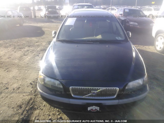 YV1SW61R122250338 - 2002 VOLVO V70 BLACK photo 6