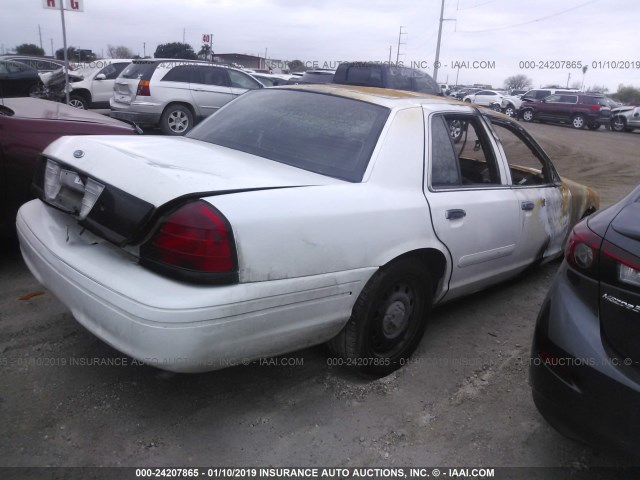 2FAFP71W03X215844 - 2003 FORD CROWN VICTORIA POLICE INTERCEPTOR WHITE photo 4