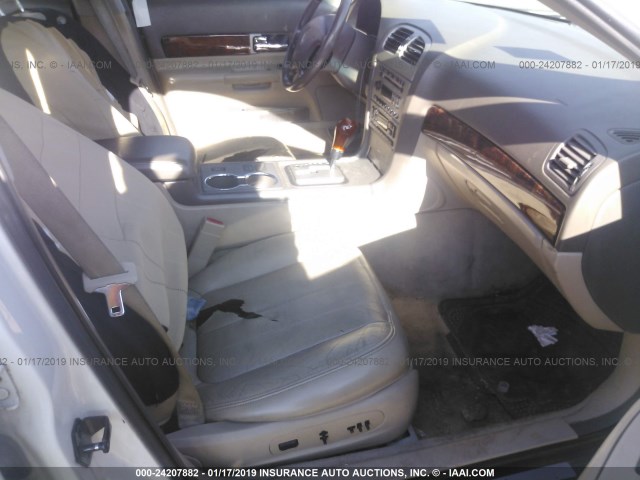 1LNHM86S05Y635593 - 2005 LINCOLN LS WHITE photo 5