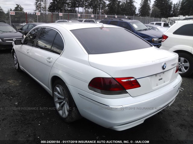 WBAHN83597DT70986 - 2007 BMW 750 WHITE photo 3