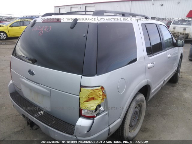 1FMZU73E02UA52408 - 2002 FORD EXPLORER XLT SILVER photo 4