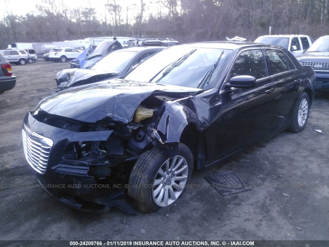 2C3CCAAGXCH264000 - 2012 CHRYSLER 300 BLACK photo 2