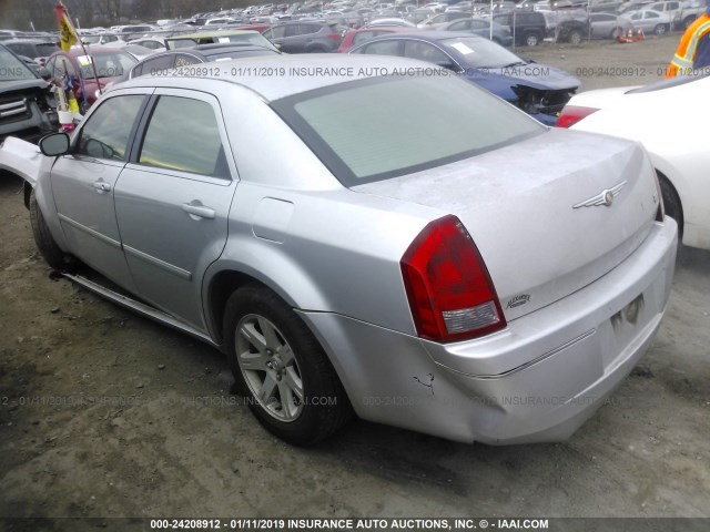 2C3KA53G26H525288 - 2006 CHRYSLER 300 TOURING SILVER photo 3