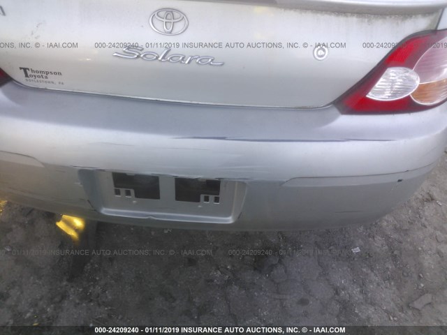 2T1FF28P82C577115 - 2002 TOYOTA CAMRY SOLARA SE/SLE SILVER photo 6