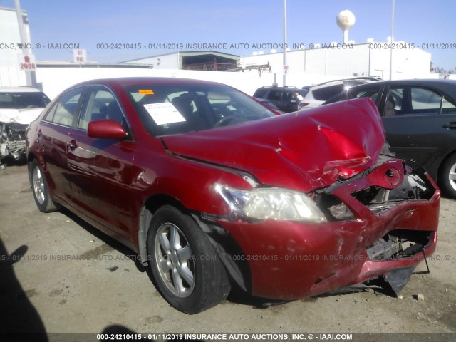 4T1BK46KX8U072634 - 2008 TOYOTA CAMRY LE/XLE/SE RED photo 1