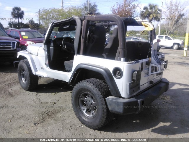 1J4FA39S64P702697 - 2004 JEEP WRANGLER X SILVER photo 3