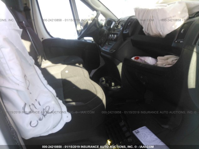 3C6URVJG6JE139744 - 2018 RAM PROMASTER 3500 3500 HIGH WHITE photo 5