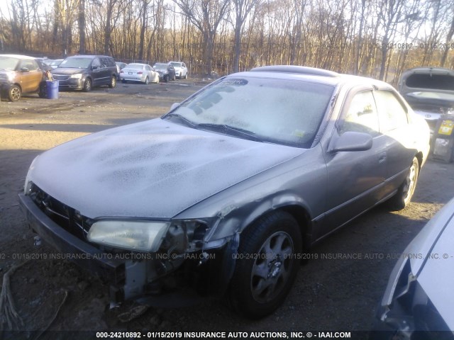 JT2BF22K3X0146994 - 1999 TOYOTA CAMRY LE/XLE 棕色 照片 2