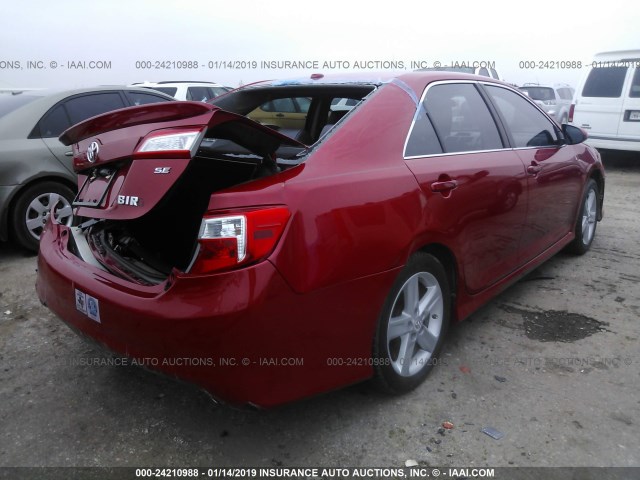 4T1BF1FK0CU556520 - 2012 TOYOTA CAMRY SE/LE/XLE 红色 照片 4
