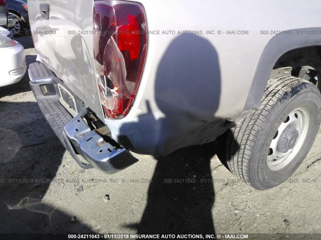 1GCDT136358251229 - 2005 CHEVROLET COLORADO SILVER photo 6