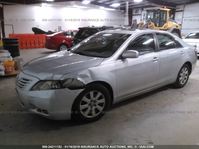 4T1BE46K28U244758 - 2008 TOYOTA CAMRY CE/LE/XLE/SE SILVER photo 2