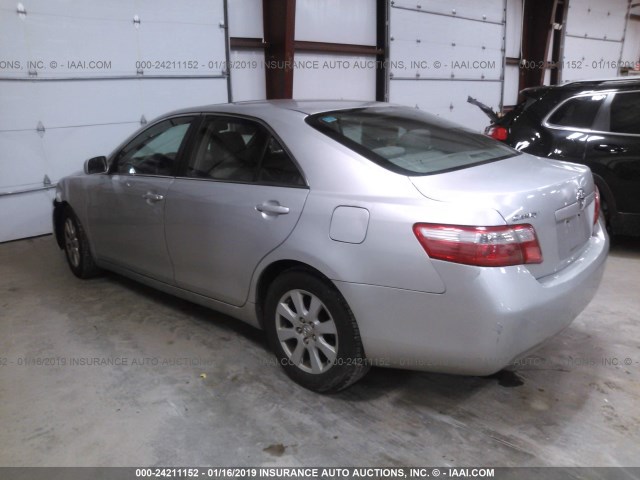 4T1BE46K28U244758 - 2008 TOYOTA CAMRY CE/LE/XLE/SE SILVER photo 3