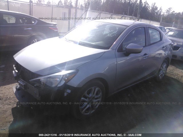 3MYDLBZV4GY122865 - 2016 TOYOTA SCION IA GRAY photo 2