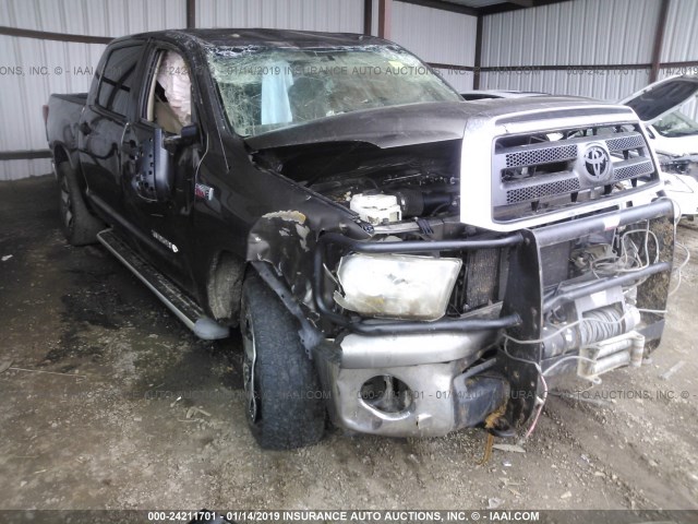 5TFDW5F18AX097499 - 2010 TOYOTA TUNDRA CREWMAX SR5 BROWN photo 1