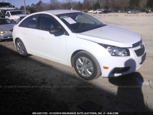 1G1PB5SG5E7150127 - 2014 CHEVROLET CRUZE LS WHITE photo 1